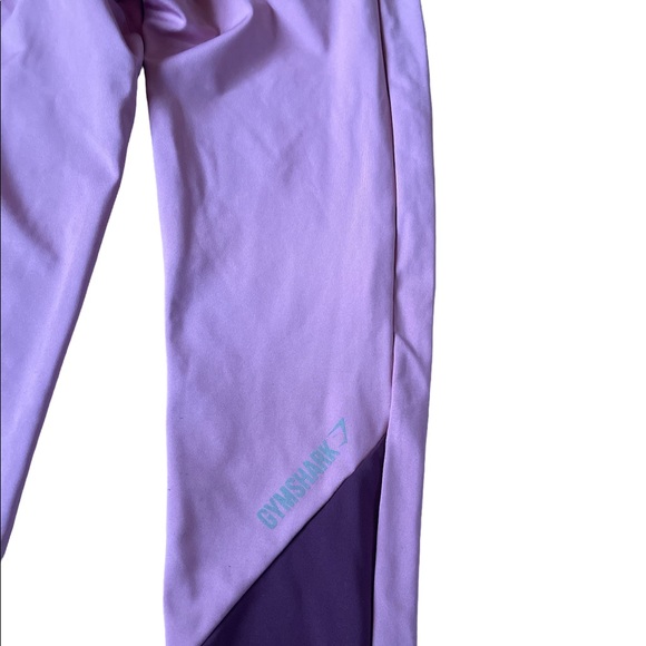 This is a pair of gymshark leggings - Picture 2 of 4